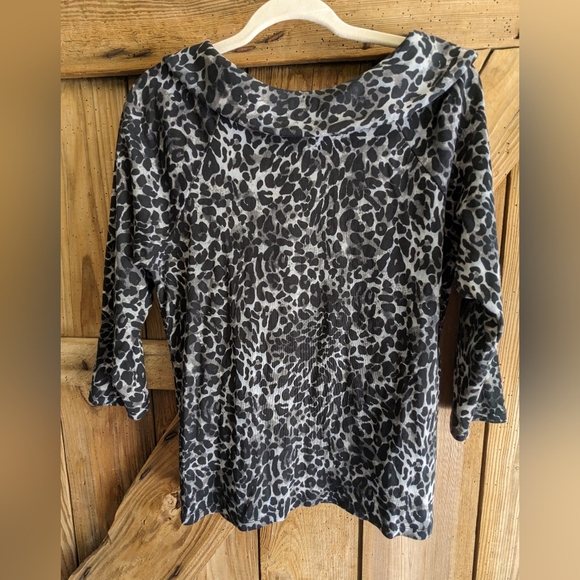 Rafaella leopard print blouse women's Sz L Pullover Black white 3/4 sleeves Y-1 - Picture 2 of 6